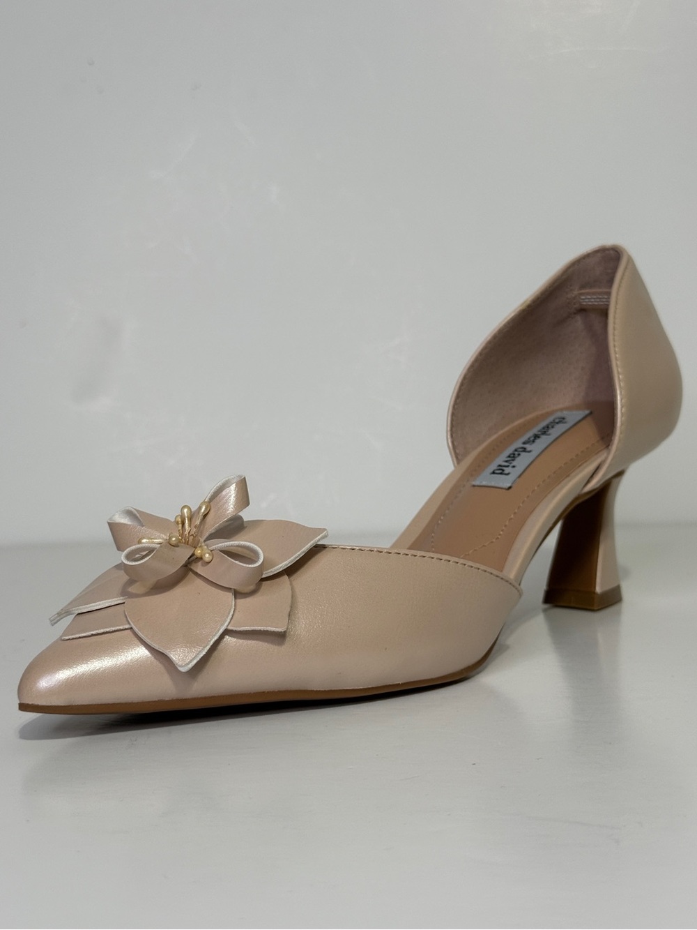 Charles David Apron Pump Shoes Sz 7.5